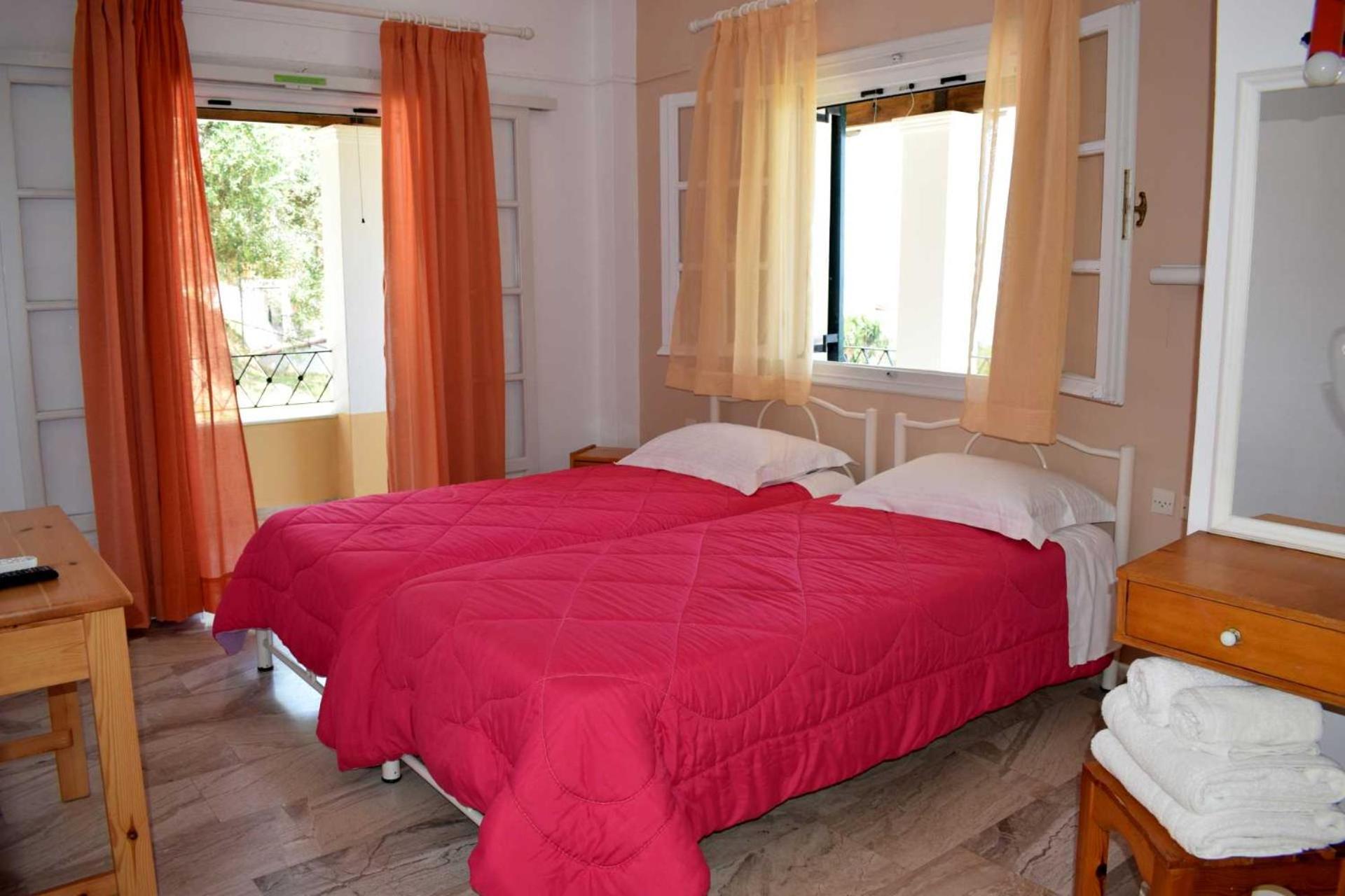 Rising Sun Apartments & Studios Benitses  Pokoj fotografie