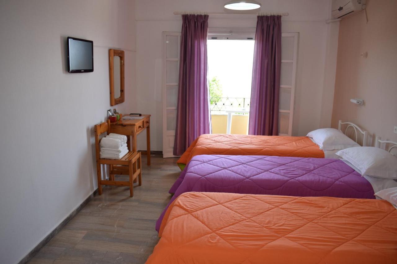 Rising Sun Apartments & Studios Benitses  Pokoj fotografie